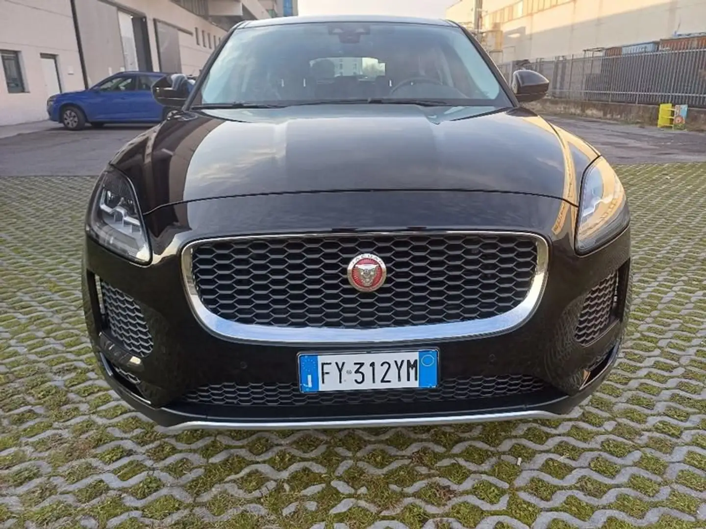 Jaguar E-Pace 2.0D 150 CV AWD aut. S Nero - 1