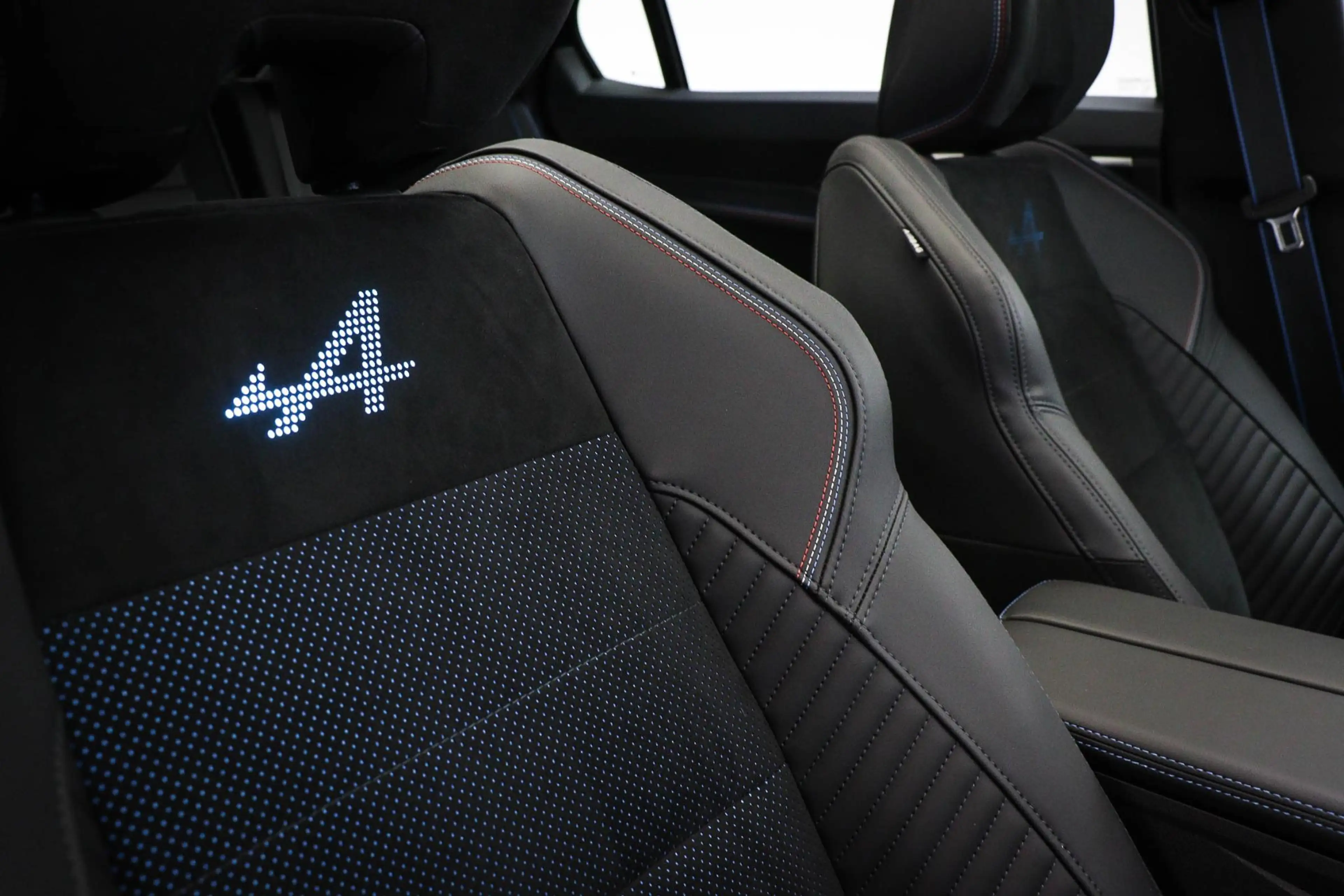 Renault Rafale 1.2 E-Tech full hybrid 200 esprit Alpine | Demo | — photo 39