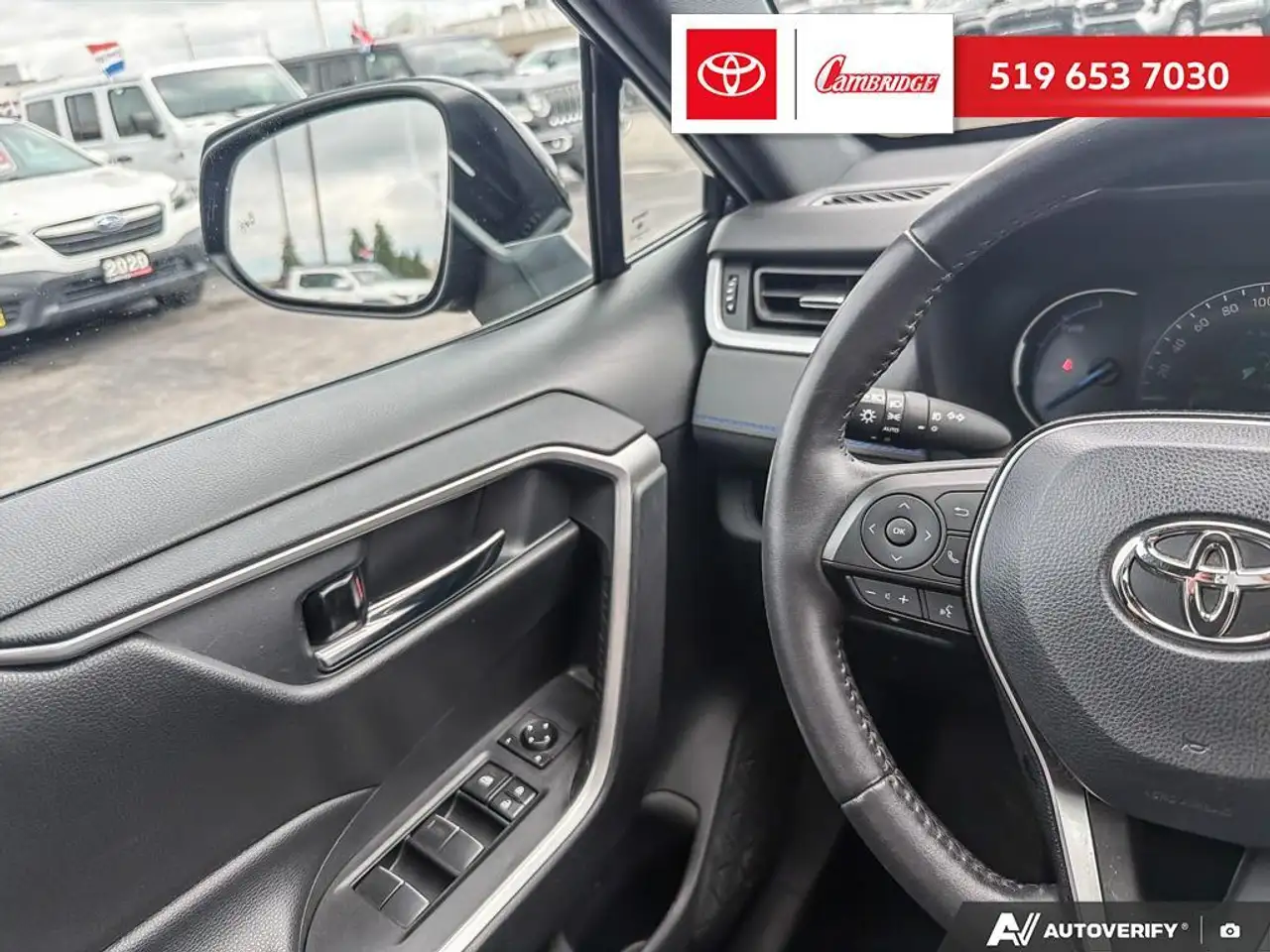Toyota RAV 4 снимка Toyota RAV 4