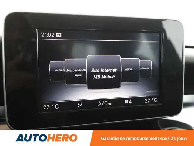 Mercedes-Benz C-Class view 24