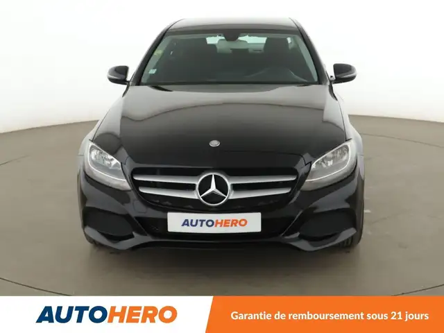 Mercedes-Benz C-Class view 9