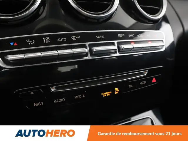 Mercedes-Benz C-Class view 25