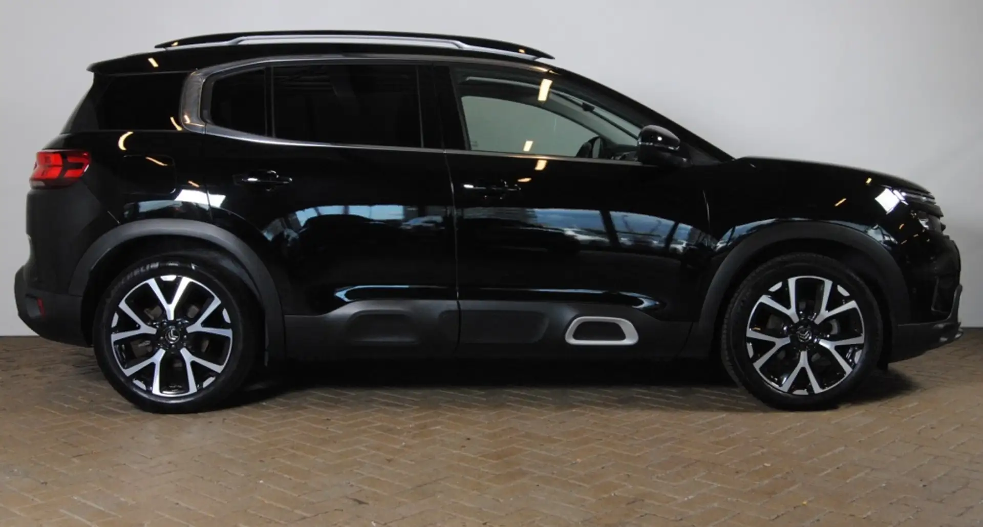 Citroen C5 Aircross 1.2 PT Bns Plus Noir - 2