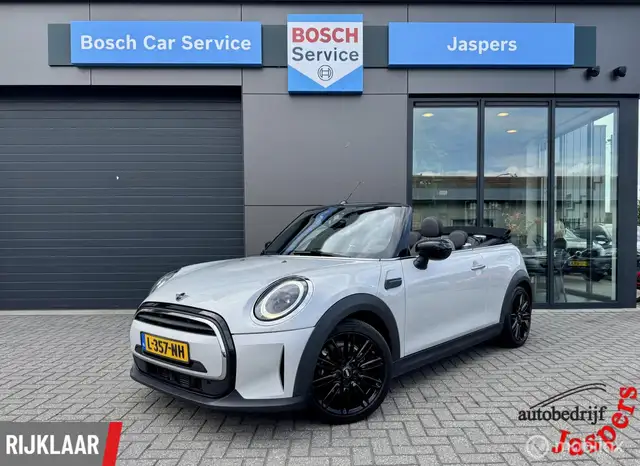 MINI John Cooper Works Cabrio 1.5 Cooper