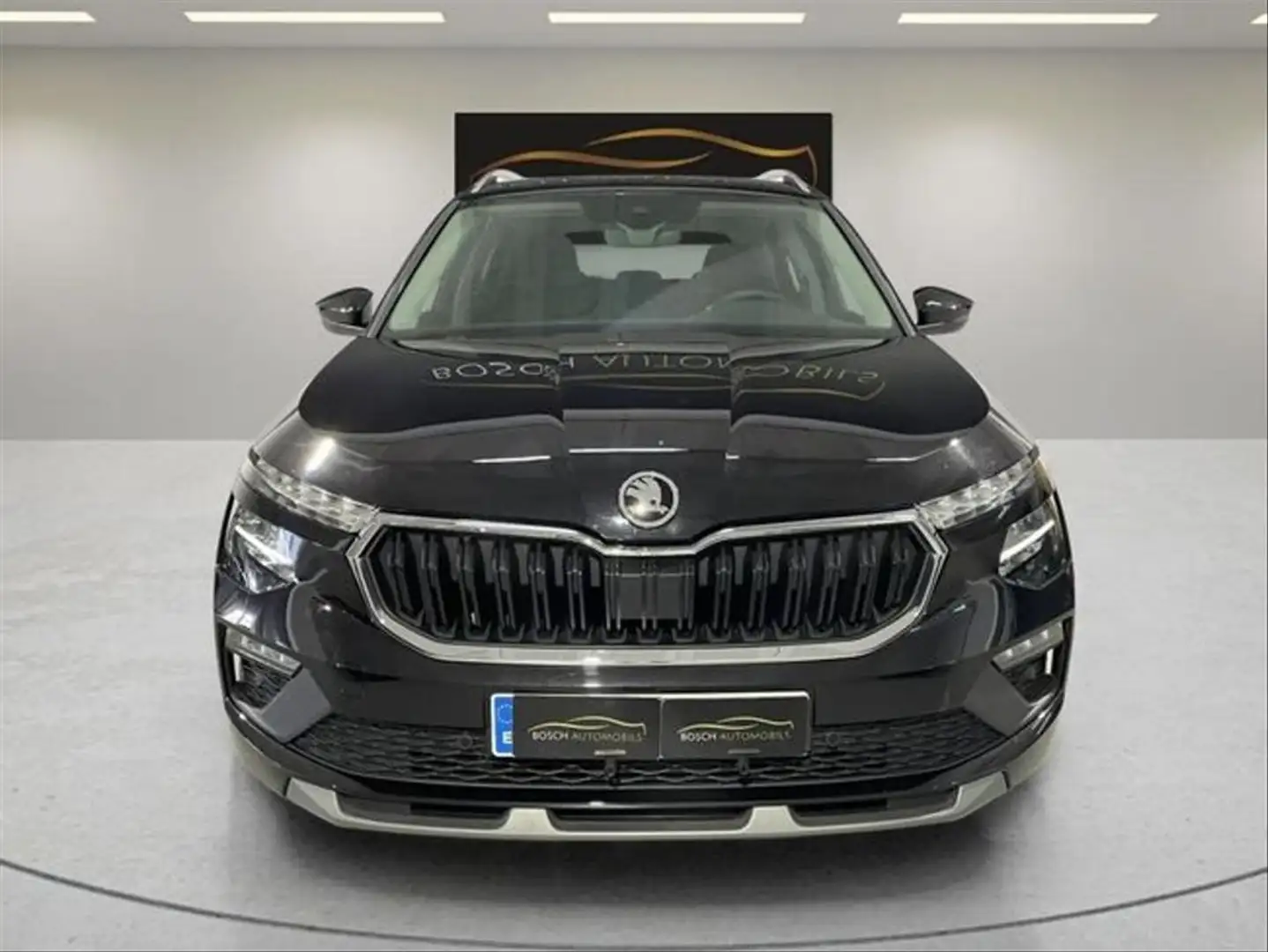 Skoda Kamiq 1.0 TSI Selection DSG7 85kW Schwarz - 2