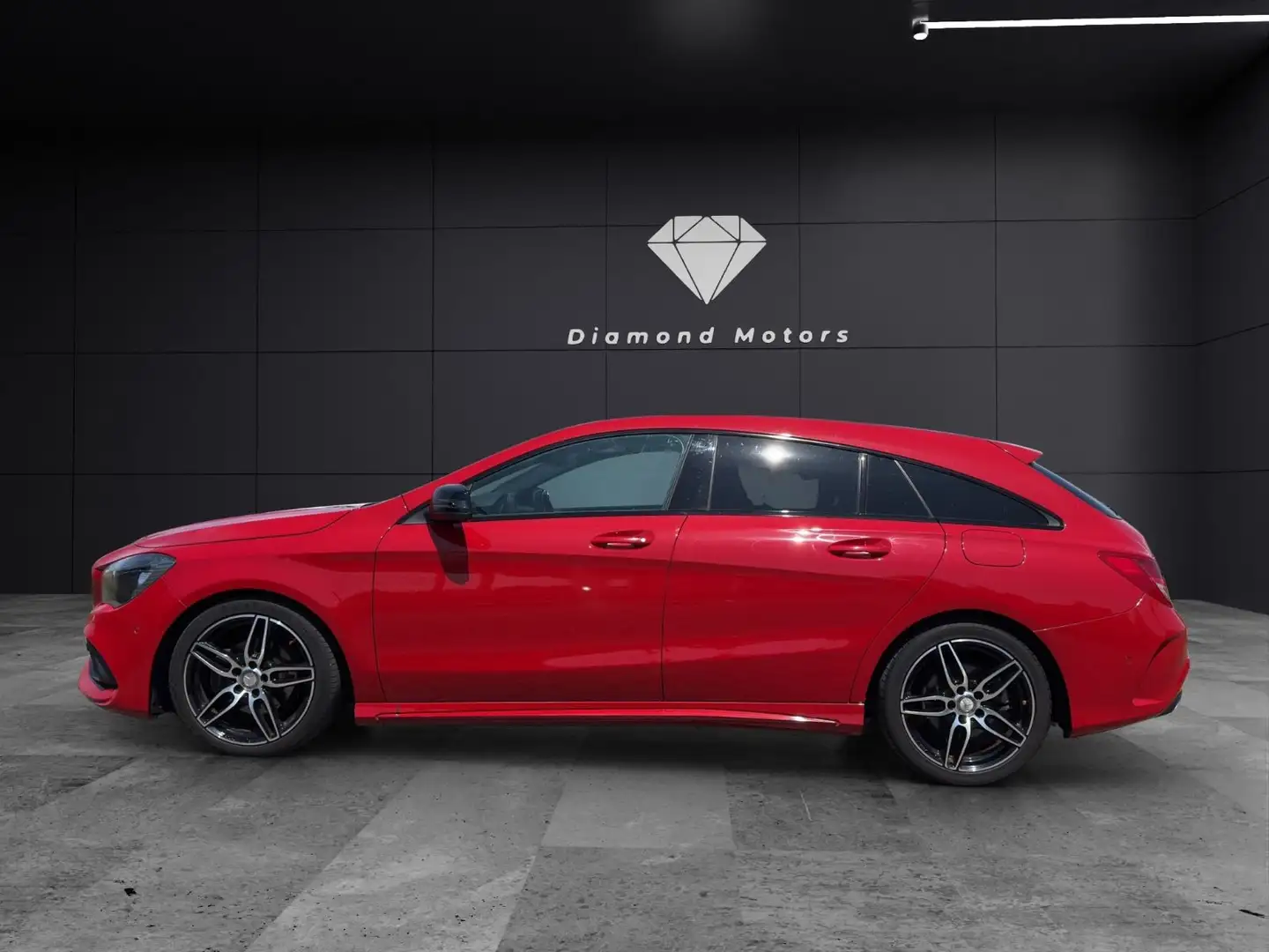 Mercedes-Benz CLA 200 Shooting Brake AMG- Iine*Finanzierung* Rouge - 2