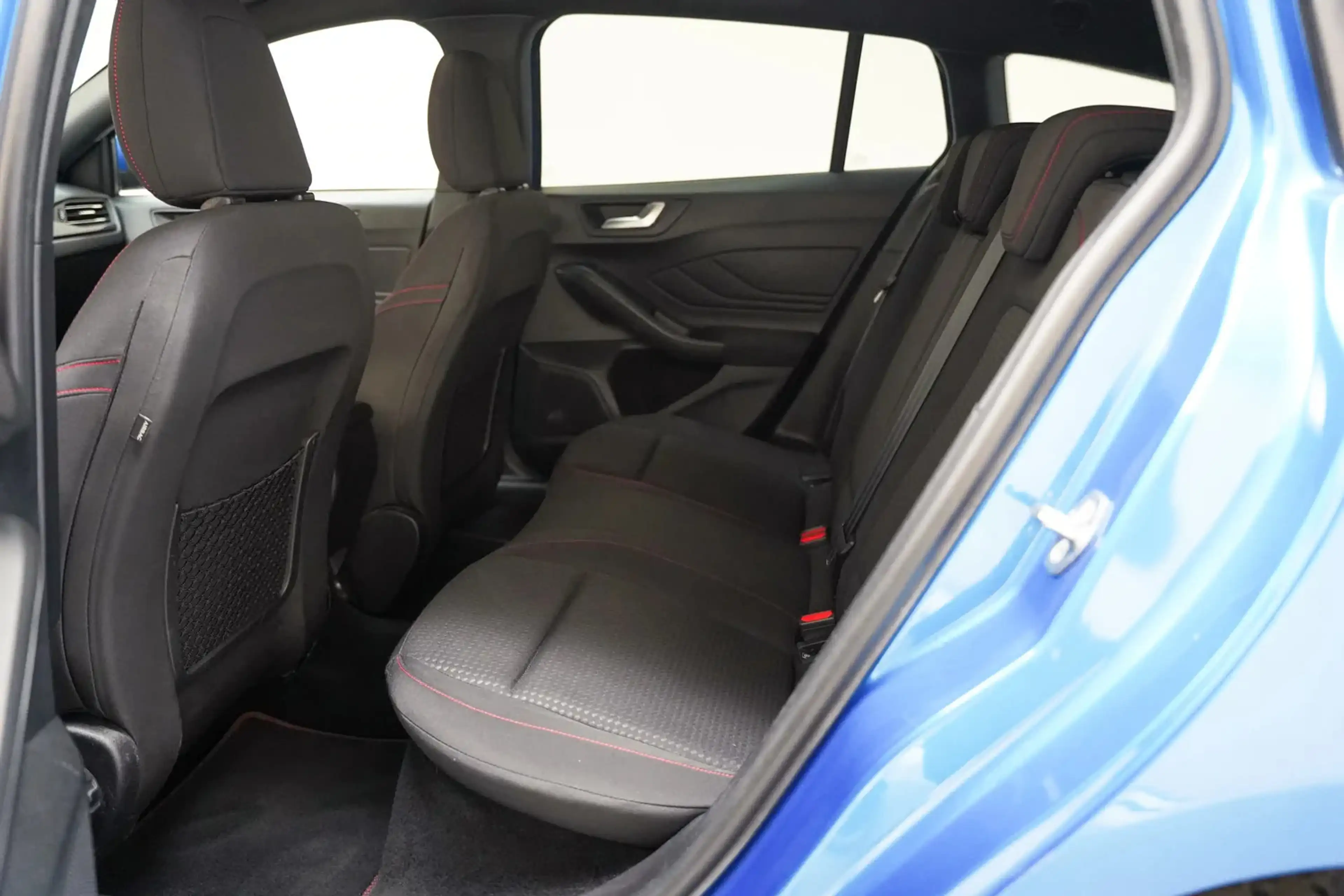 Ford Focus WAGON 1.5 EcoBoost 150pk ST Line X Aut. [ LED B&O — photo 15