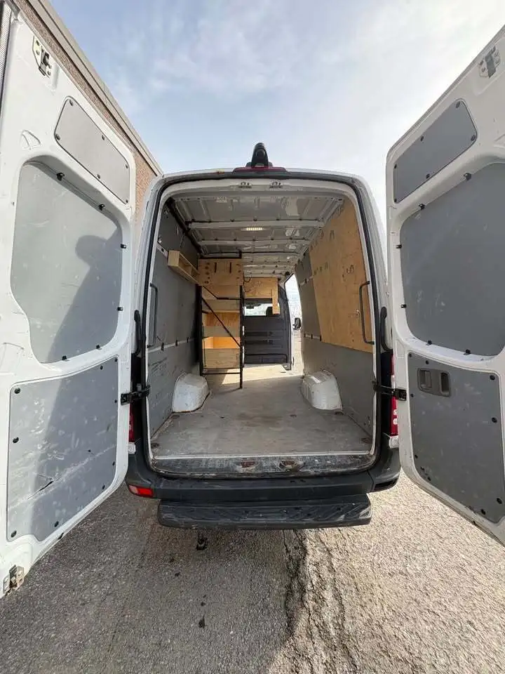 Mercedes-Benz Sprinter снимка Mercedes-Benz Sprinter