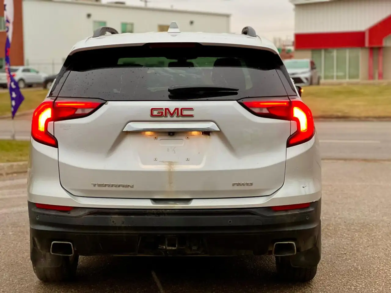 GMC Terrain photo GMC Terrain