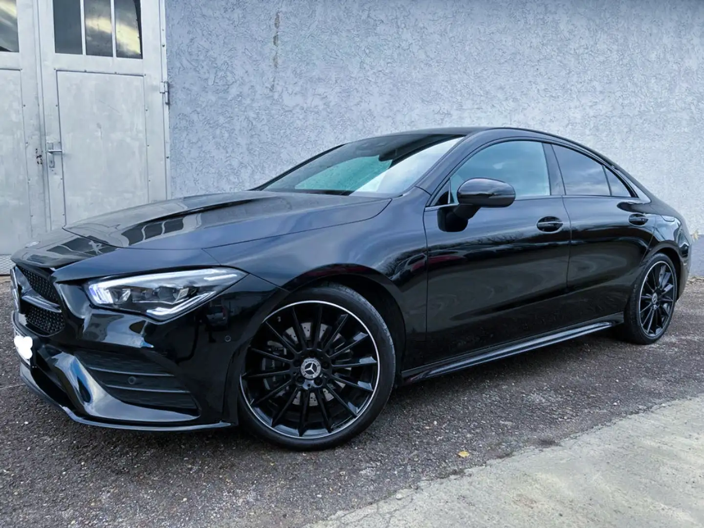 Mercedes-Benz CLA 220 CLA 220 Coupé - AMG-Night-PANO Noir - 1