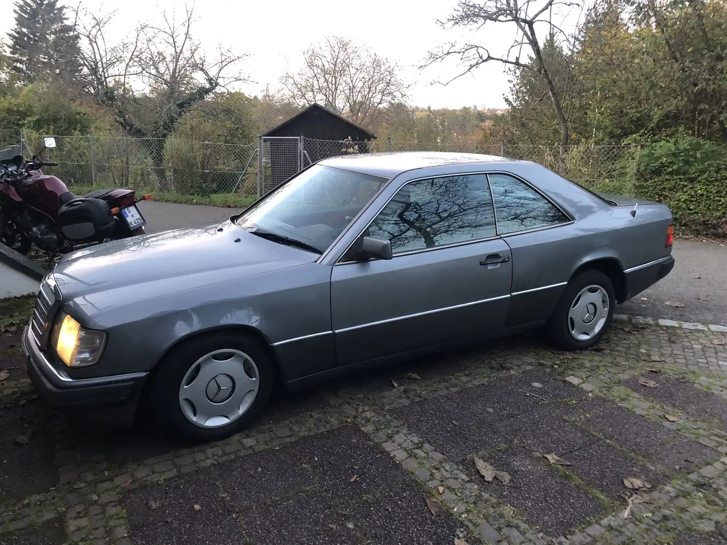 Mercedes-Benz CE 230 Coupe Grau - 1