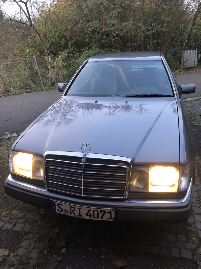 Mercedes-Benz CE 230 Coupe Grau - 2