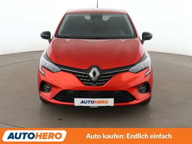 Renault Clio view 9