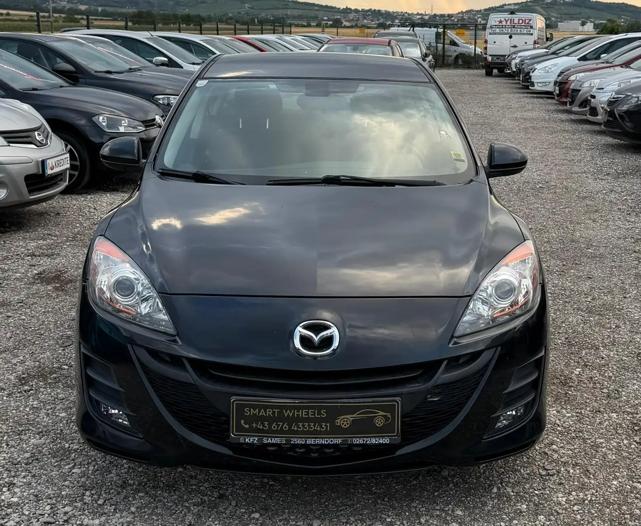 Mazda 3 Center-Line Schwarz - 2