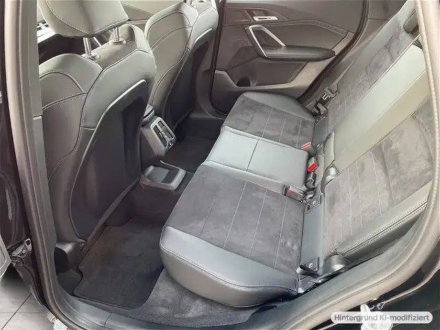 BMW X1 view 11