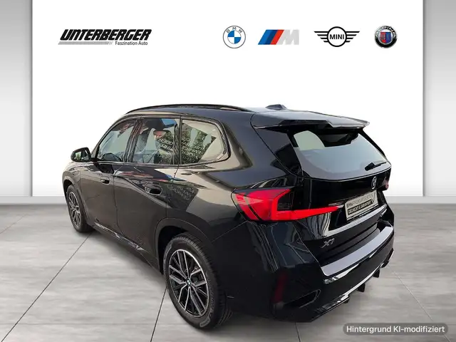 BMW X1 view 4