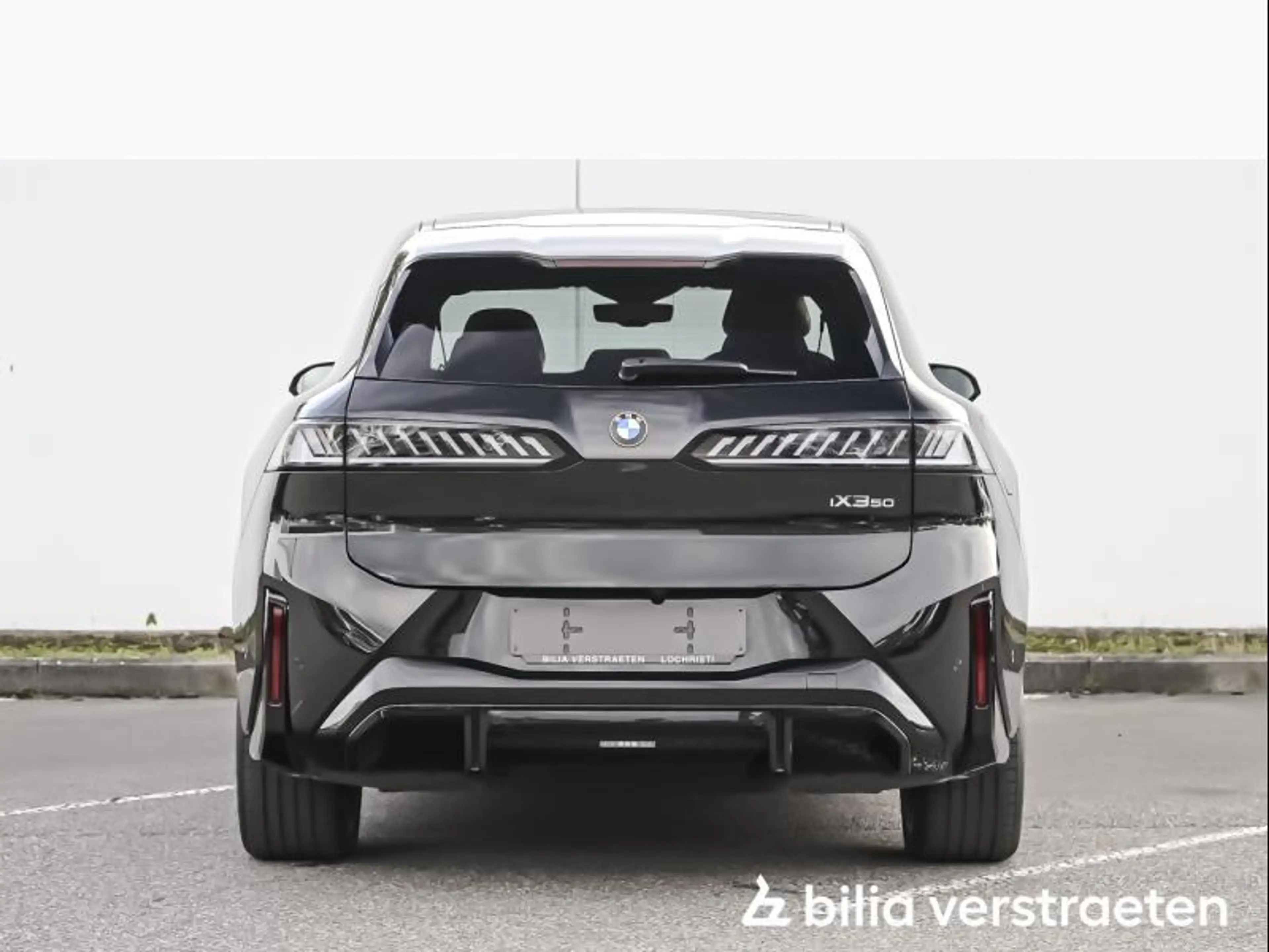 BMW iX3 50 xD M-Sport - PANO - TRKHK - ICONIC GLOW - H&K — photo 4