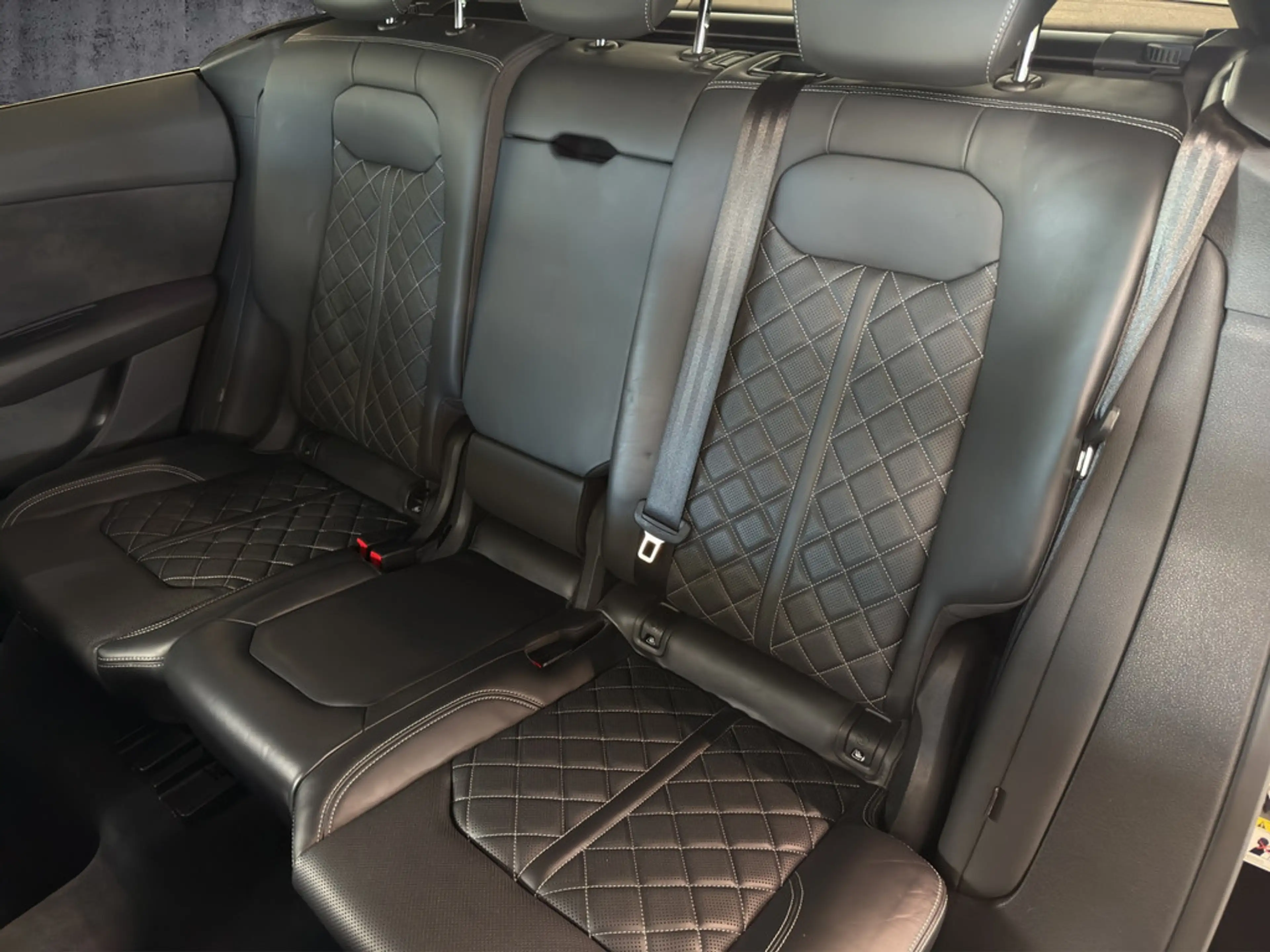 Audi SQ8 4.0 TFSI quattro HD-Matrix+AHK+Pano+HuD — photo 11
