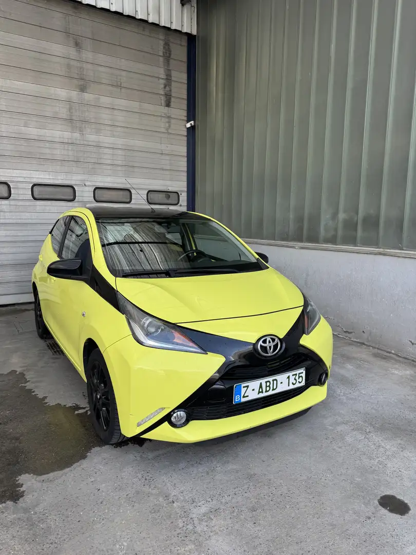 Toyota Aygo Xclusiv-CAMER-climatronic-Startstop-Full options - 2