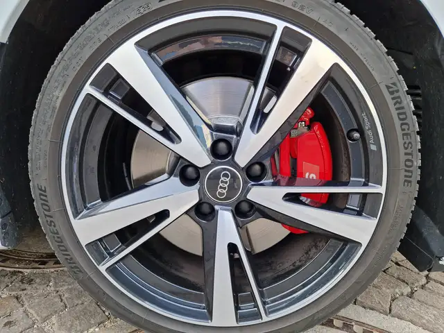 Audi S3 view 7