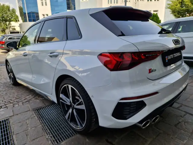Audi S3 view 4