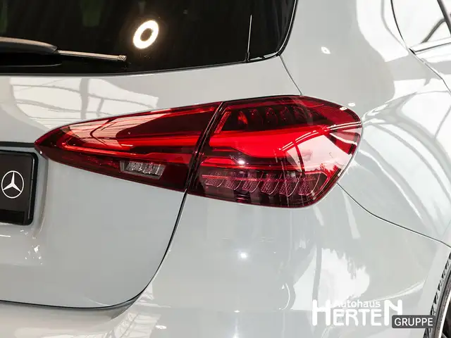 Mercedes-Benz A-Class view 14