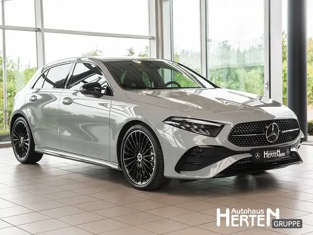 Mercedes-Benz A-Class view 3