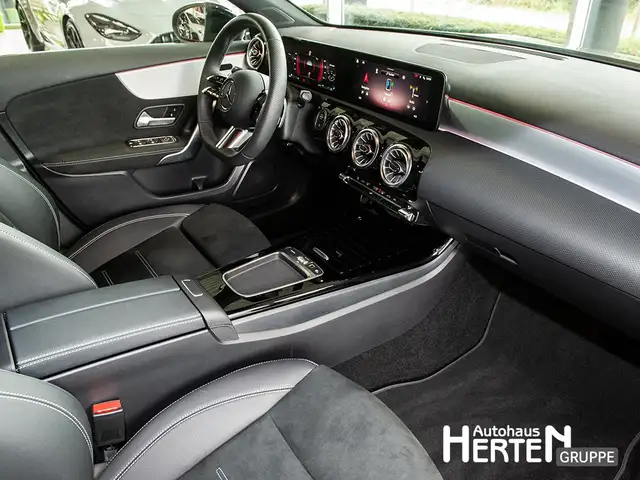 Mercedes-Benz A-Class view 6