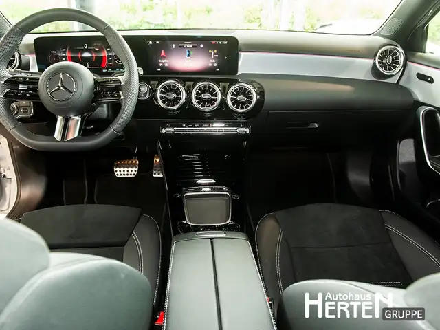Mercedes-Benz A-Class view 10