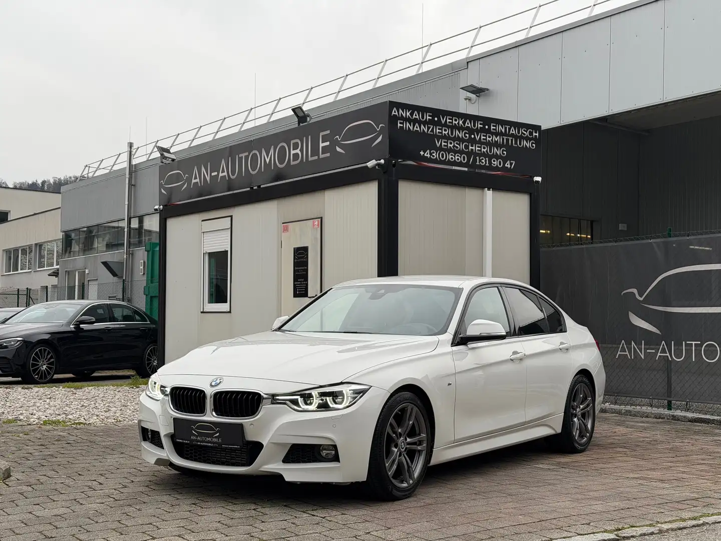 BMW 320 d F30 LCI M-Sportpaket Finanzierung möglich Weiß - 1