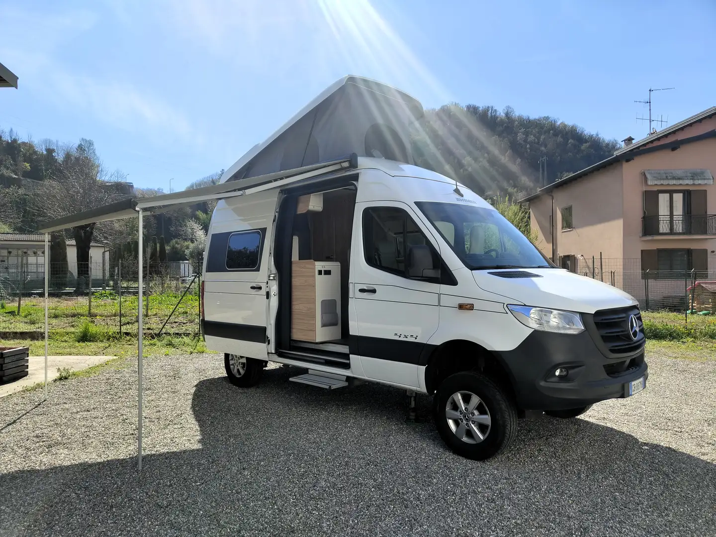 Caravans-Wohnm Hymer Grand Canyon S 4X4 Weiß - 1
