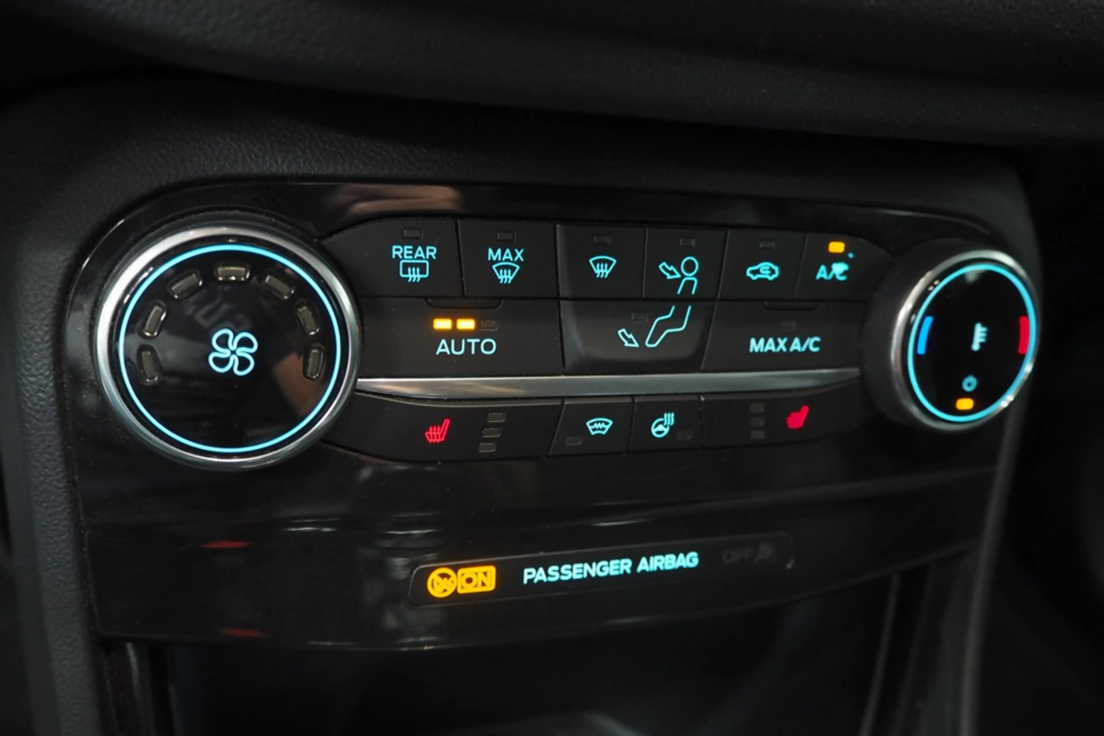 Ford Puma 1.0 EcoBoost Hybrid Titanium X — photo 7