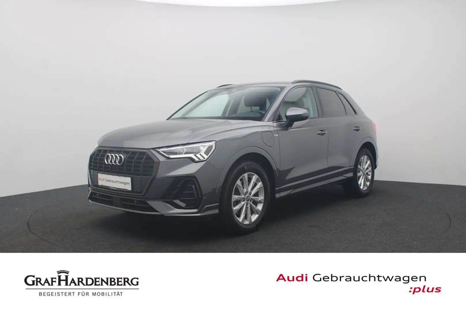 Audi Q3 45 TFSI e S line LED Navi AHK ACC Gris - 1