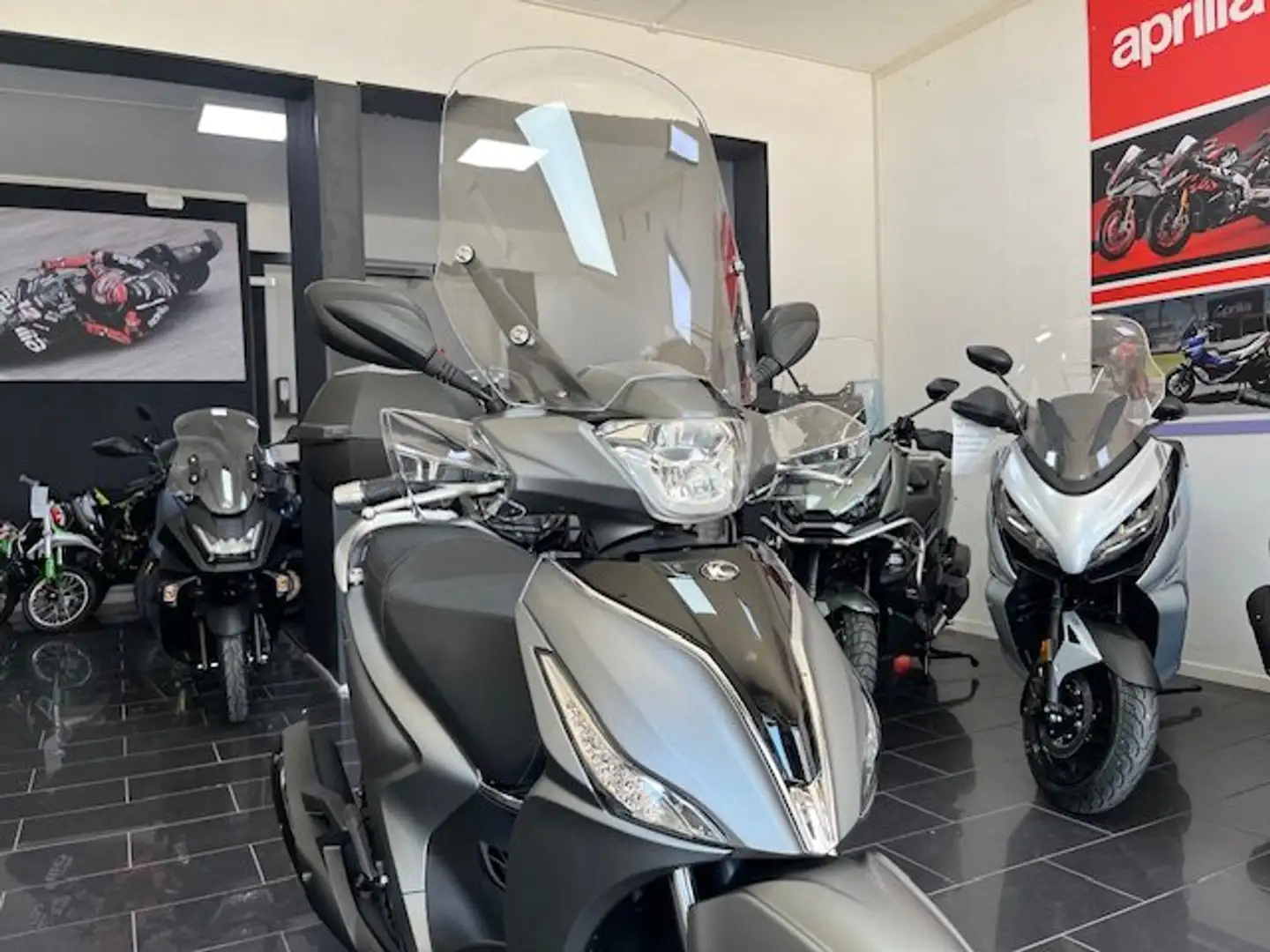 Kymco People 125 kymco people s 125 Šedá - 2