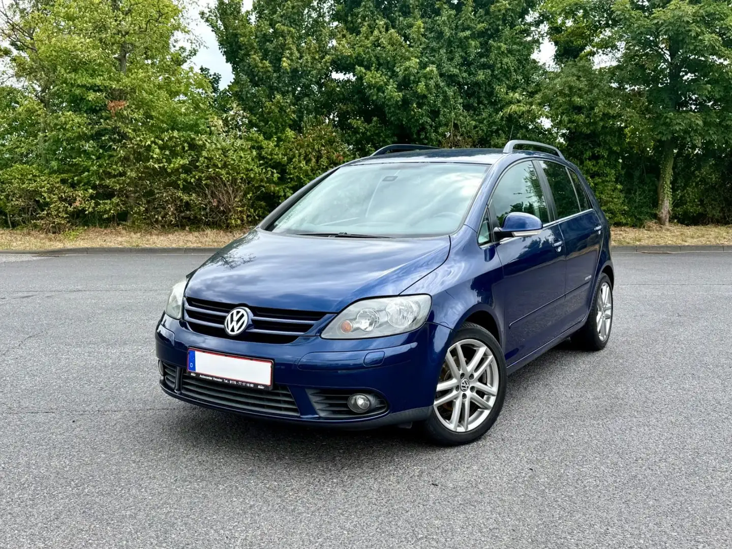 Volkswagen Golf Plus V 1.6 United*KLIMA*AHK*TEMPOMAT*17Zoll Blau - 1