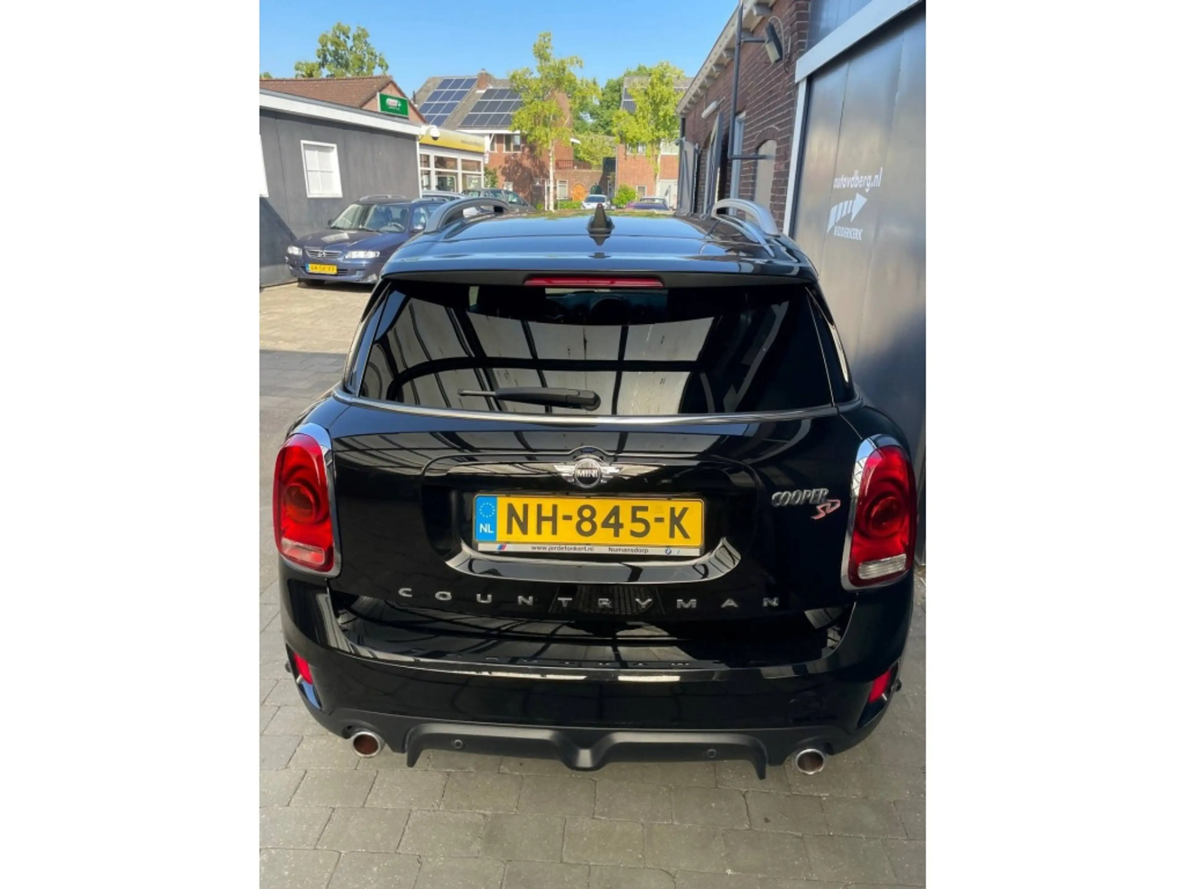 MINI John Cooper Works Countryman 2.0 Cooper SD ALL4 Chili Works edit. Head-up — photo 5