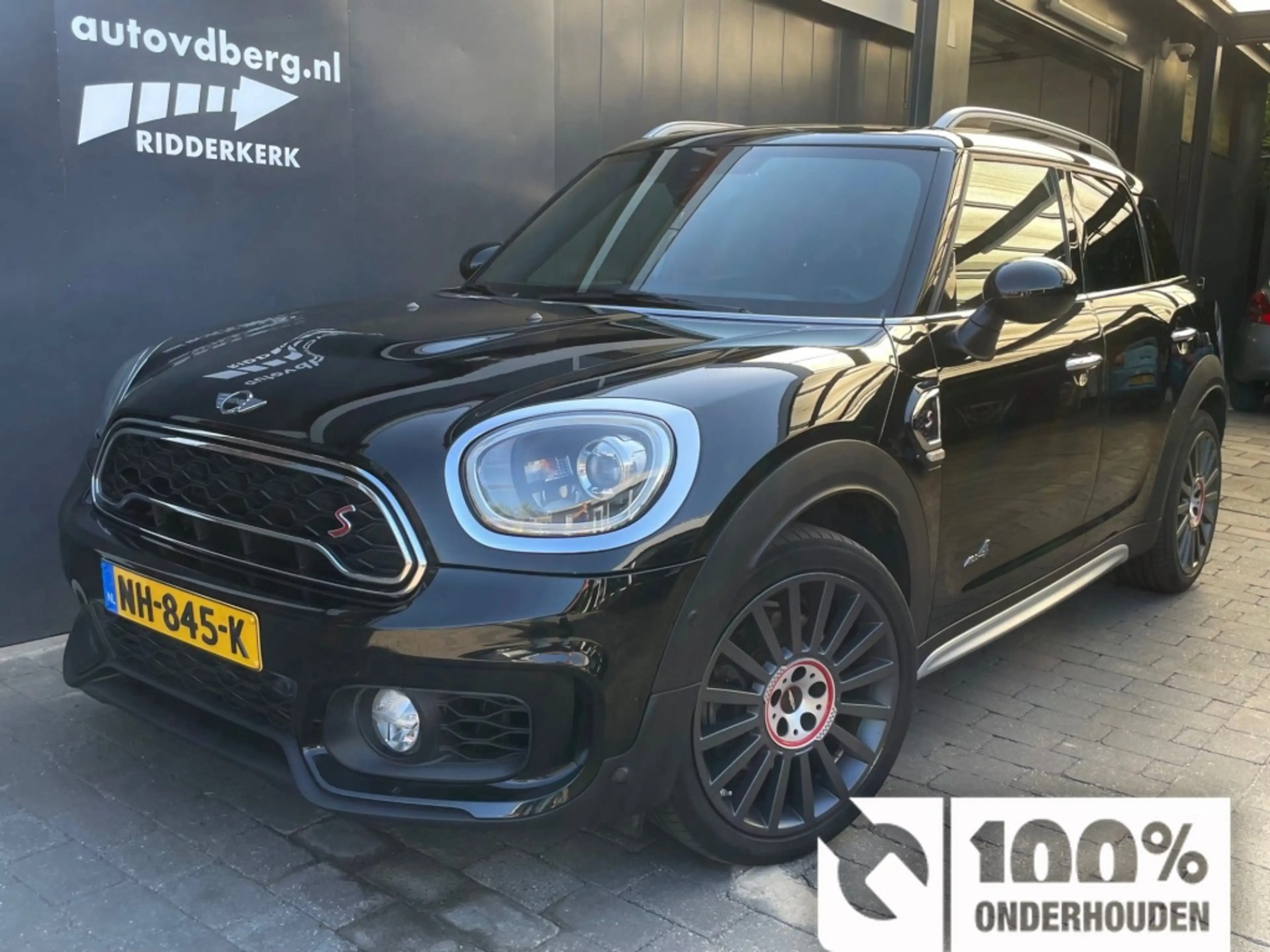 MINI John Cooper Works Countryman 2.0 Cooper SD ALL4 Chili Works edit. Head-up