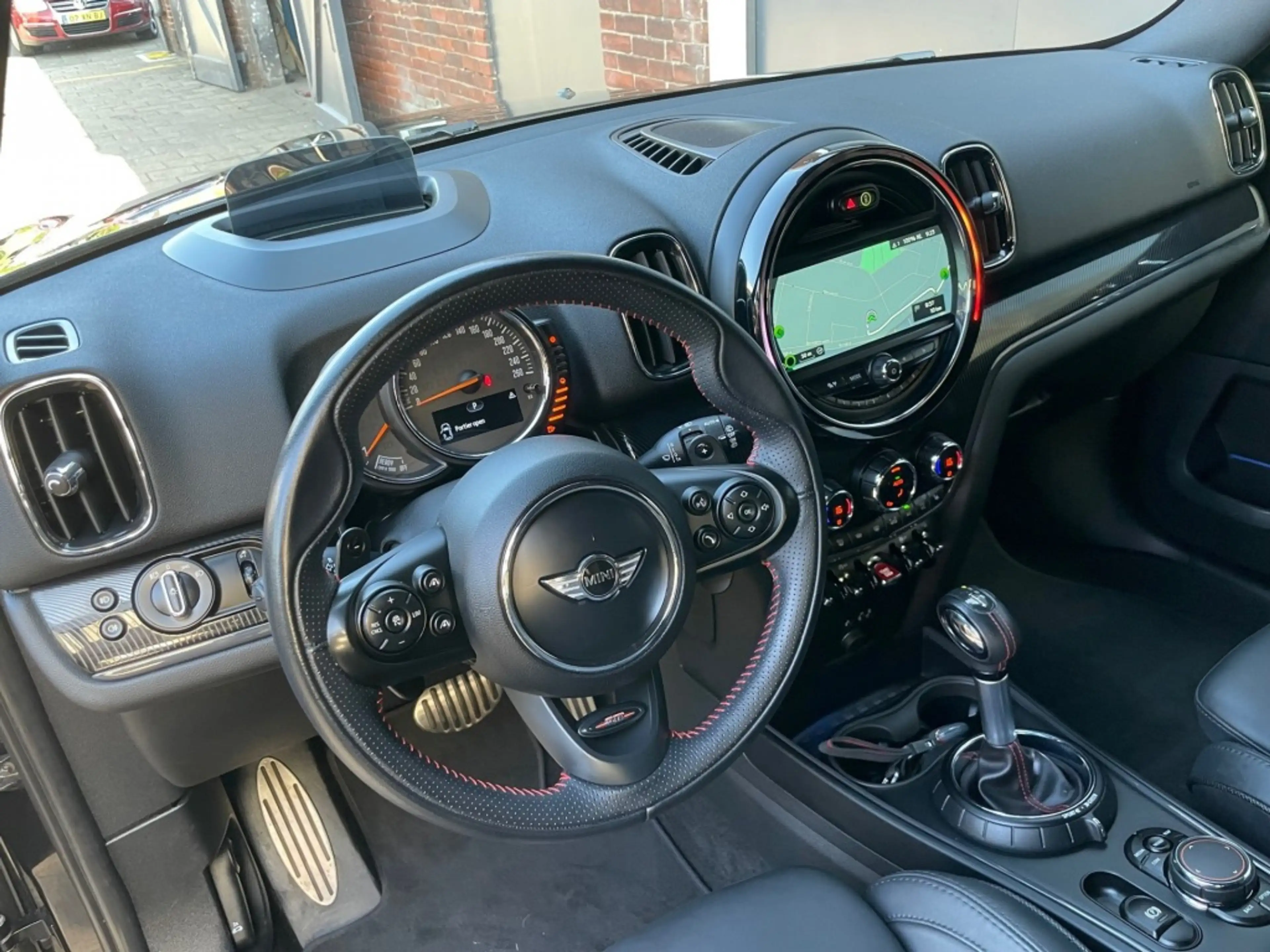 MINI John Cooper Works Countryman 2.0 Cooper SD ALL4 Chili Works edit. Head-up — photo 8