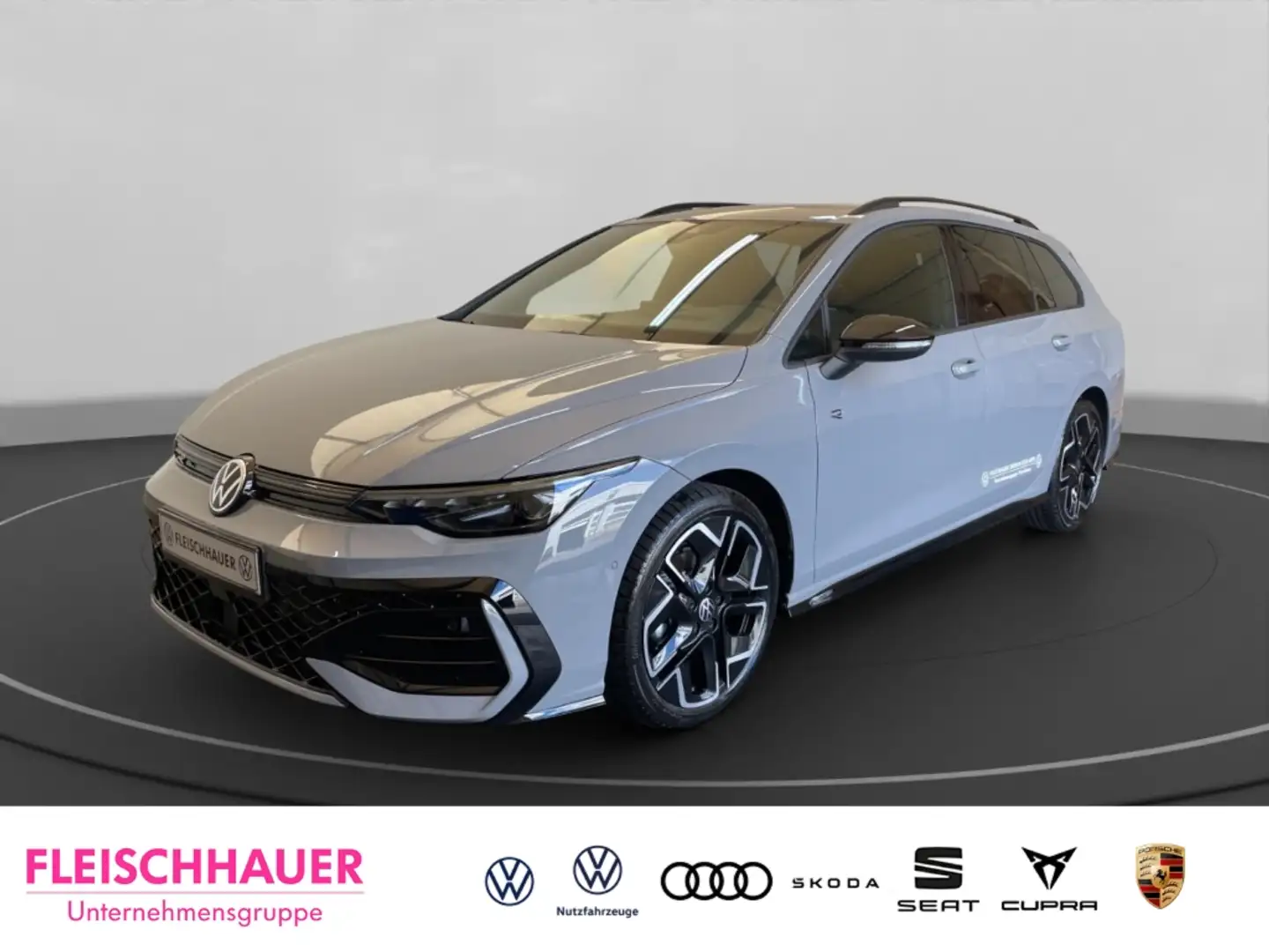 Volkswagen Golf Variant R-Line BlackStyle Matrix-LED Pano HUD Navi DAB Rüc Grau - 1