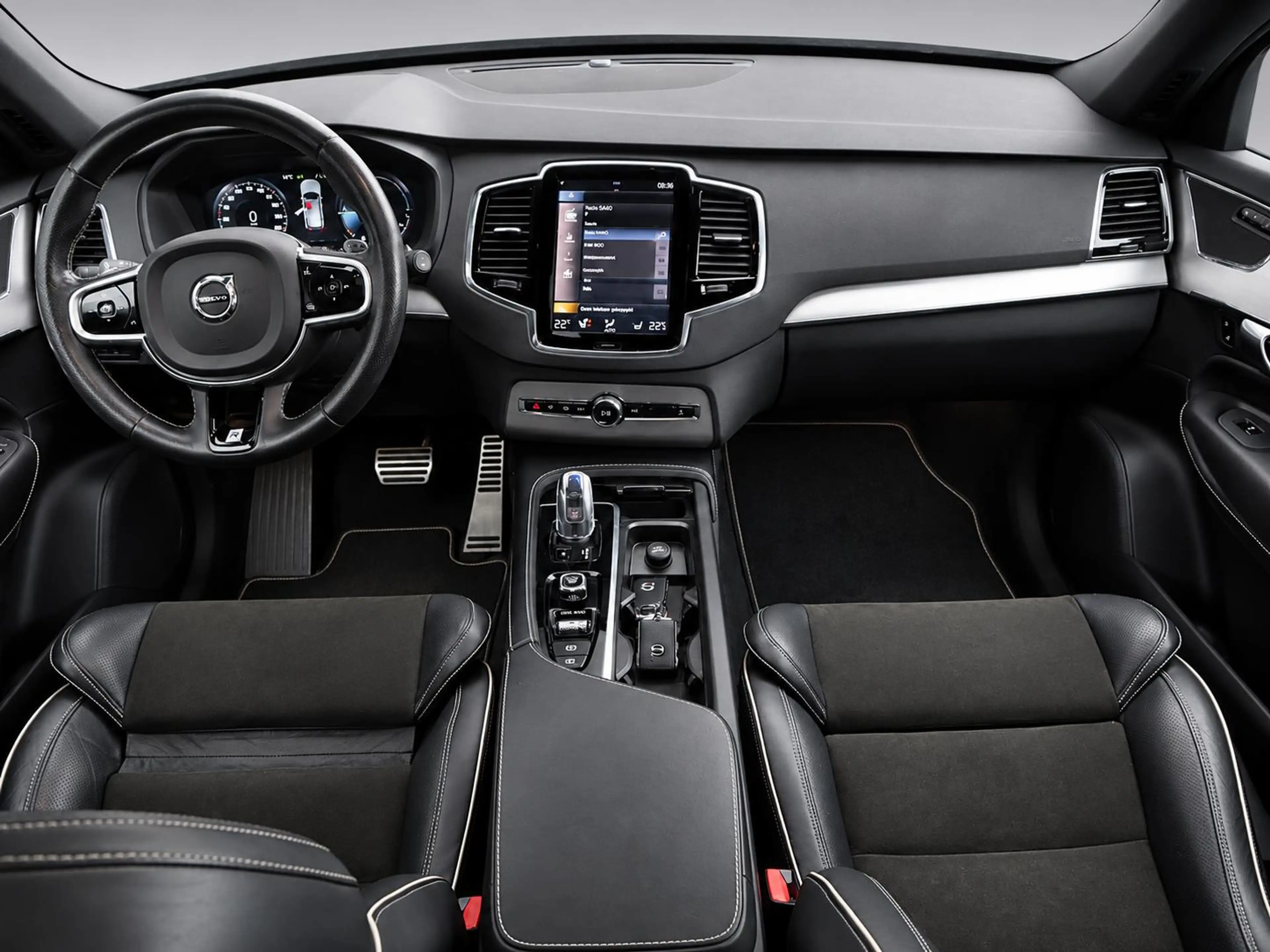 Volvo XC90 2.0 T8 Twin Engine AWD R-Design | Dealer OH | Clim — photo 15
