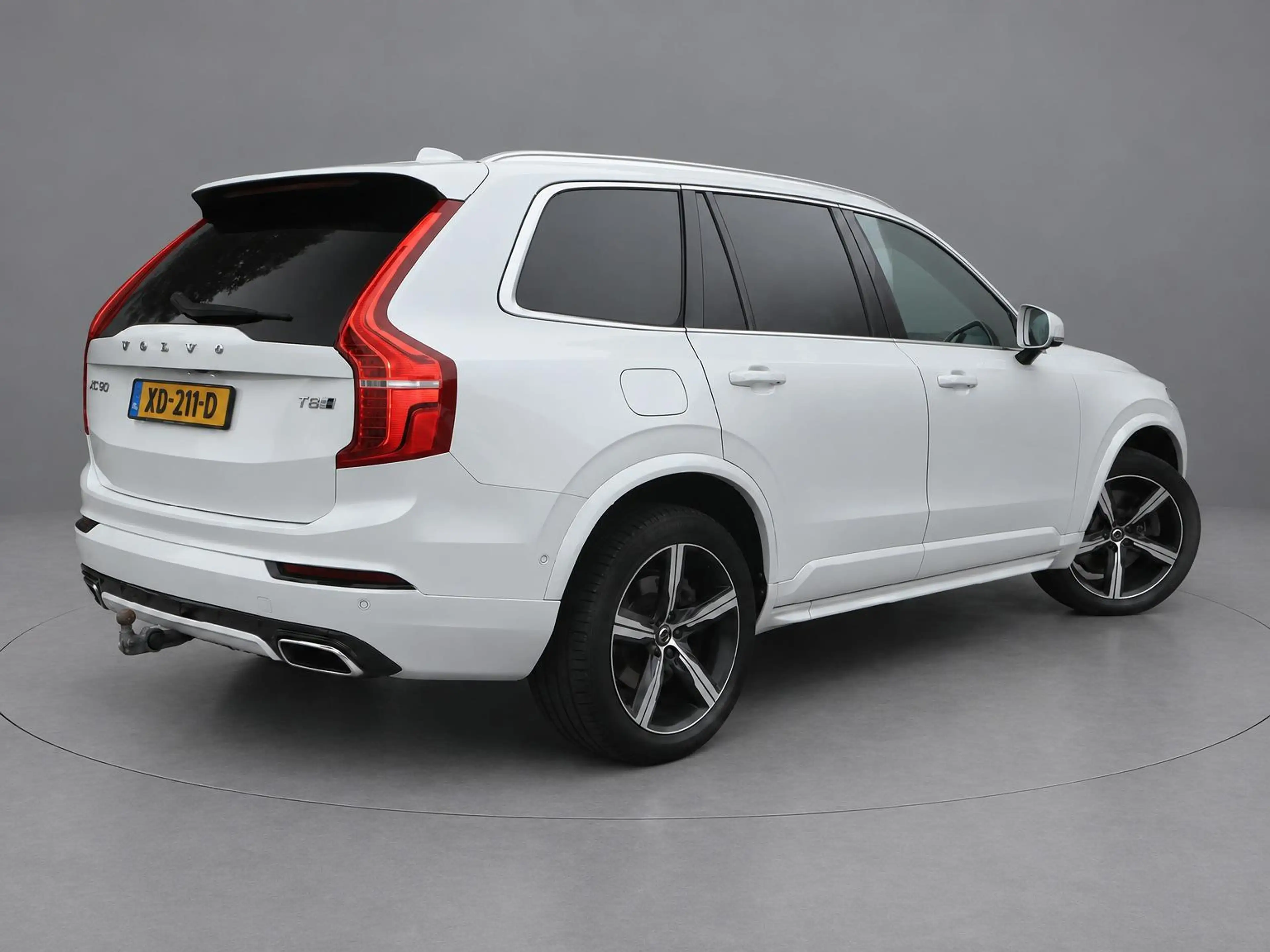 Volvo XC90 2.0 T8 Twin Engine AWD R-Design | Dealer OH | Clim — photo 7