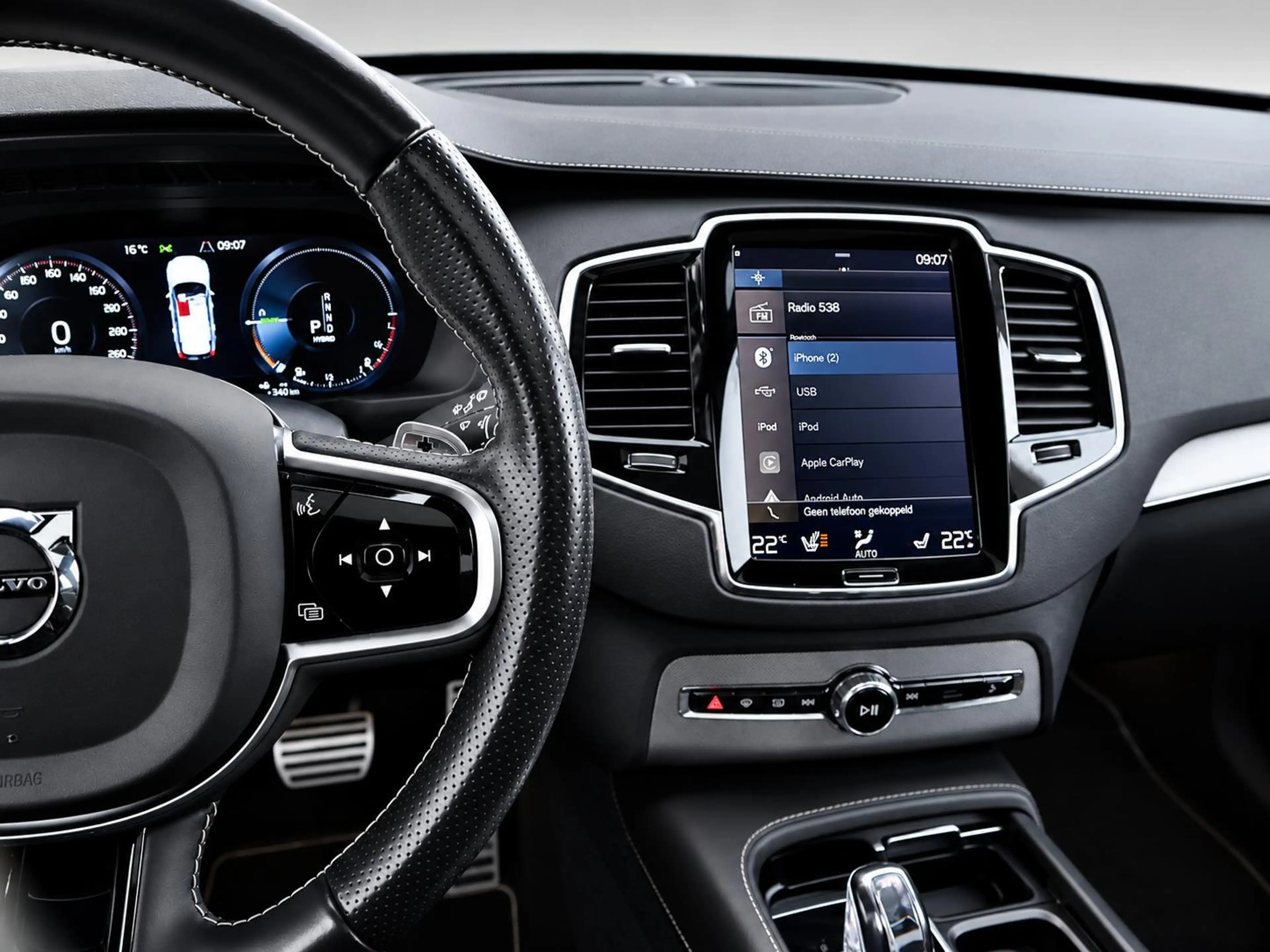 Volvo XC90 2.0 T8 Twin Engine AWD R-Design | Dealer OH | Clim — photo 18