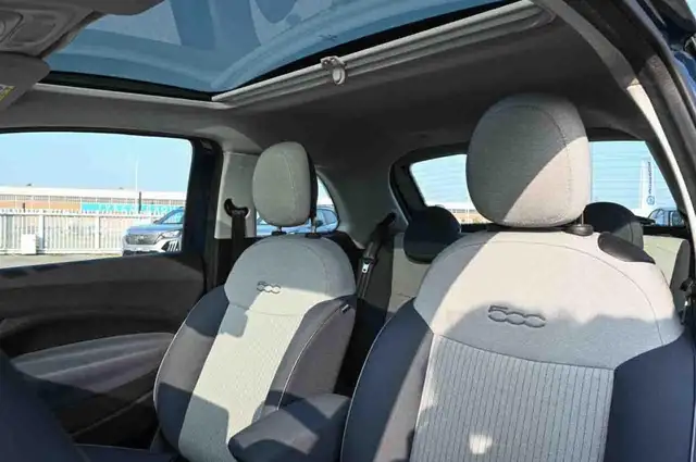 Fiat 500e view 9