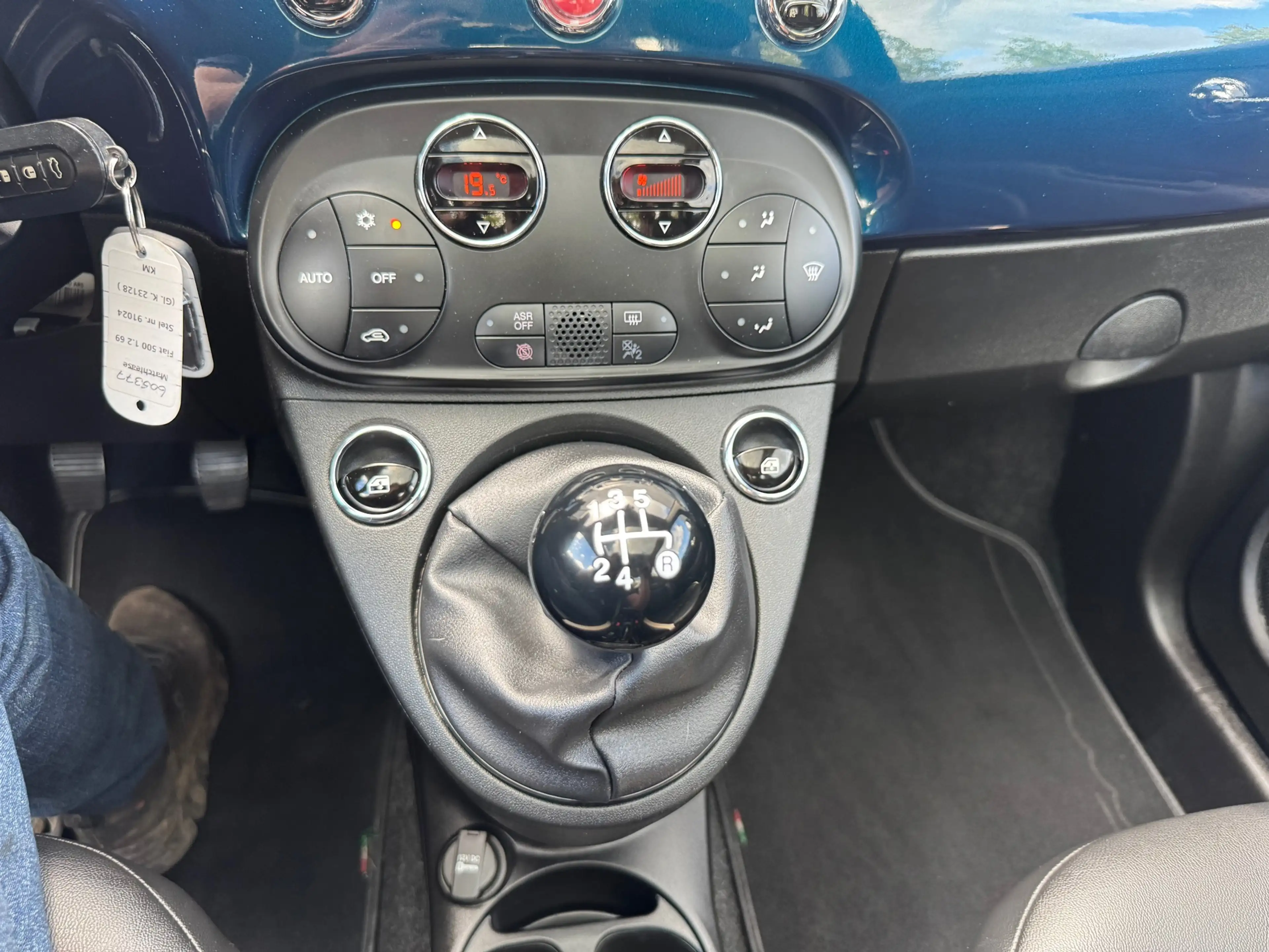 Fiat 500 1.2 Lounge,Carplay/Andriod,Clima,Cruisecontrol,Pan — photo 17
