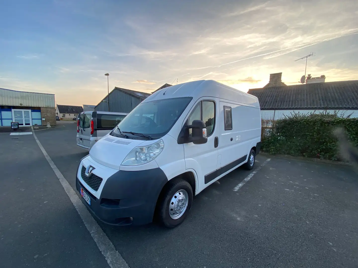 Peugeot Boxer BOXER CA 335 L2H2 2.2 HDi 130 FAP Белый - 2