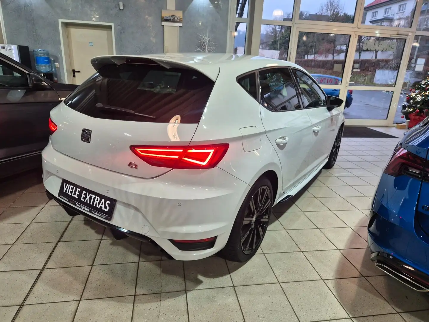 SEAT Leon FR 1.5 TSI FR DSG/LED/Virtu./Styling-Paket/ Blanc - 2
