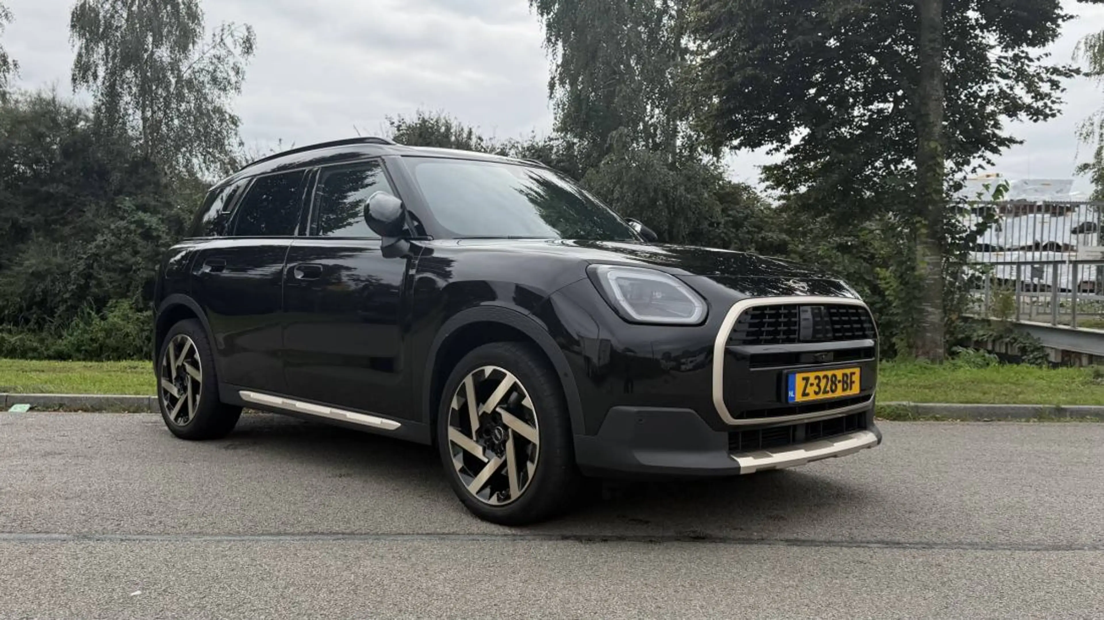 MINI Countryman C 1.5 Favoured M — photo 4