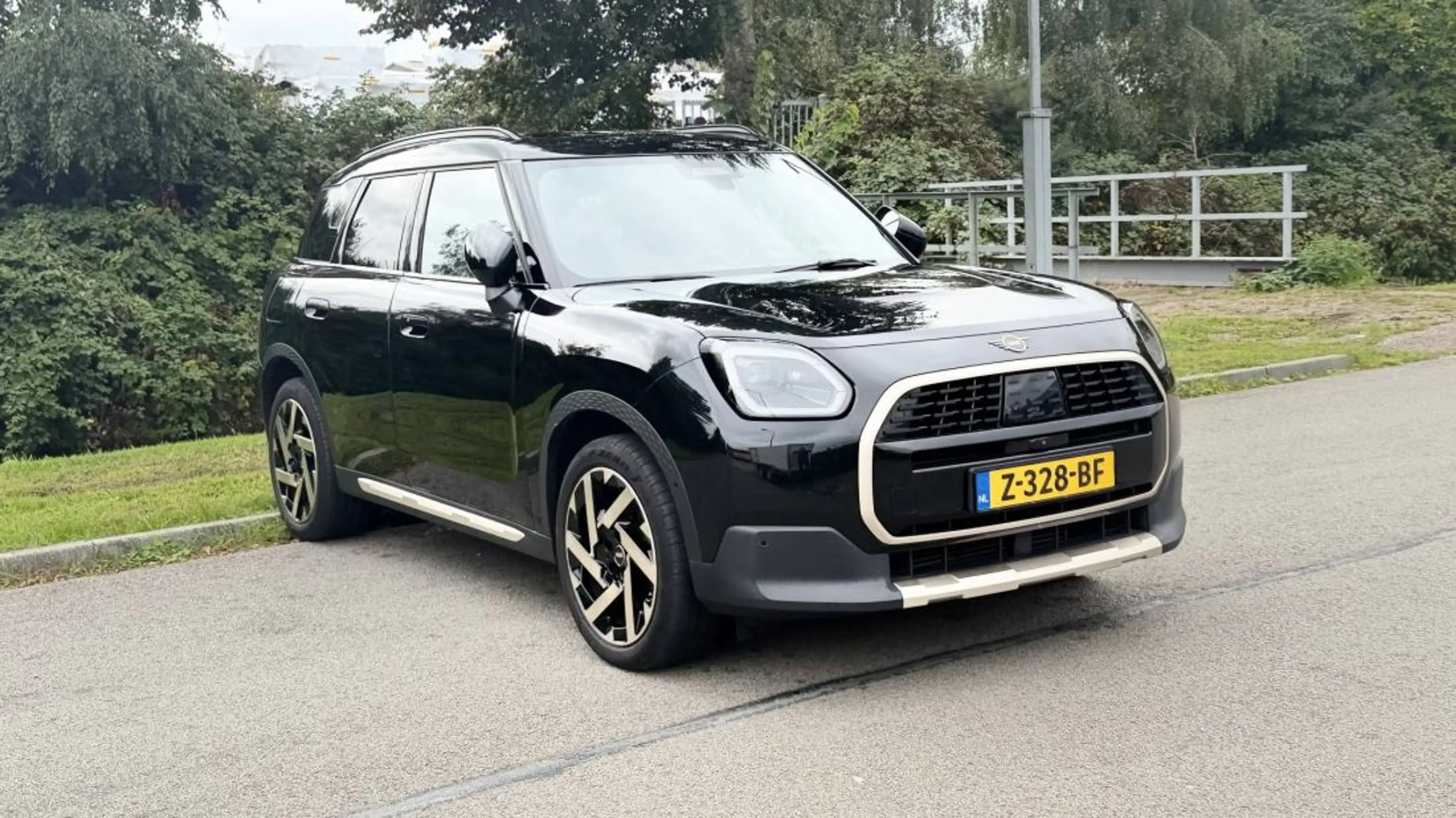 MINI Countryman C 1.5 Favoured M — photo 6