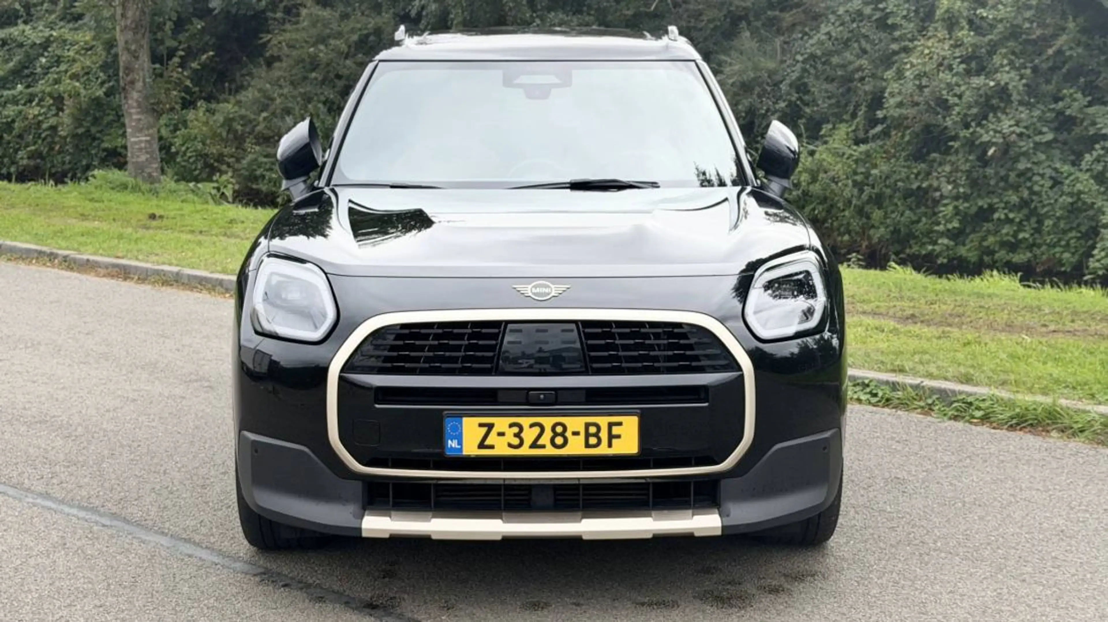 MINI Countryman C 1.5 Favoured M — photo 3