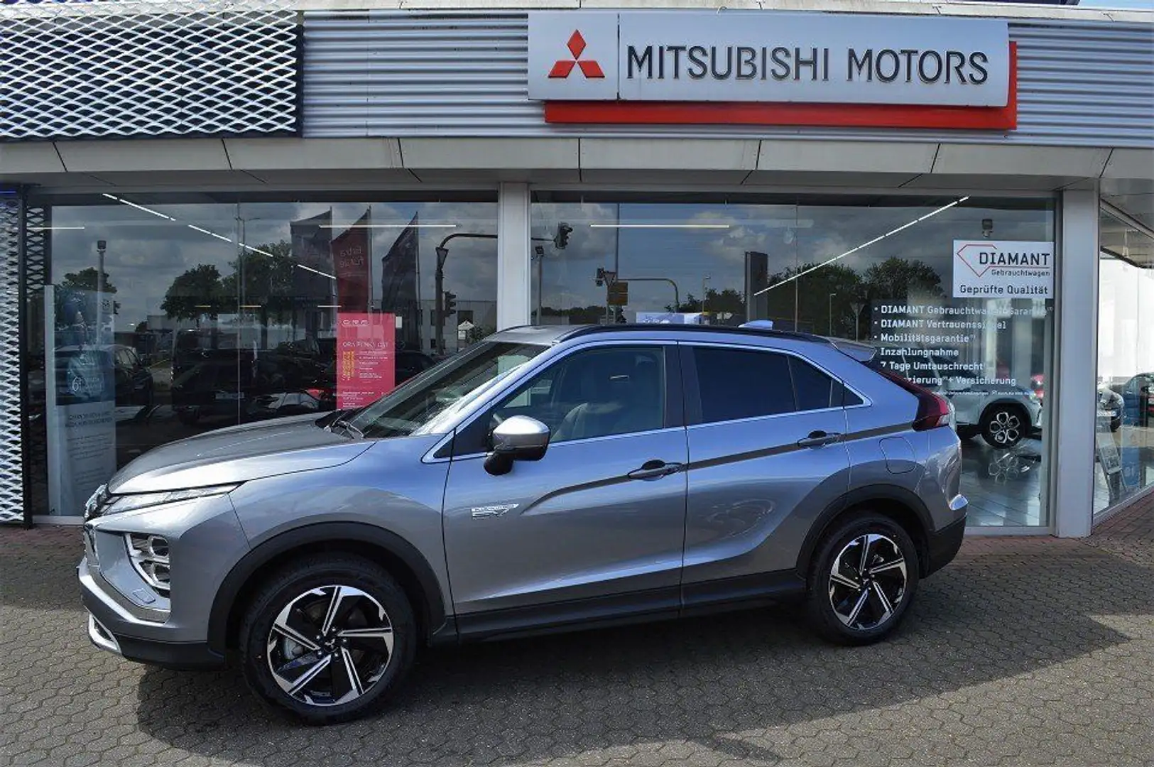 Mitsubishi Eclipse Cross PHEV Plus Grijs - 2